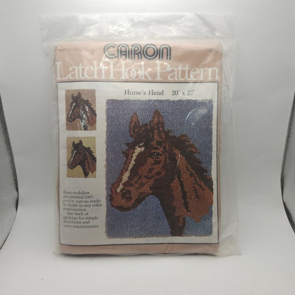 Vintage Caron Horse Head Latch Hook Pattern Canvas Sealed 20x27 Made USA 1977